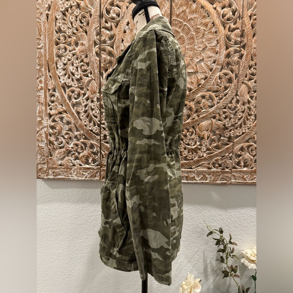 Arizona Jean Company Camo Button Down Utility Jacket- size S - Picture 4 of 9